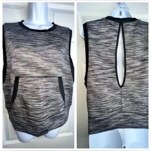 Victoria Secret VSX Sport Womens Small Black Gray Cut Out Active Tank Top S